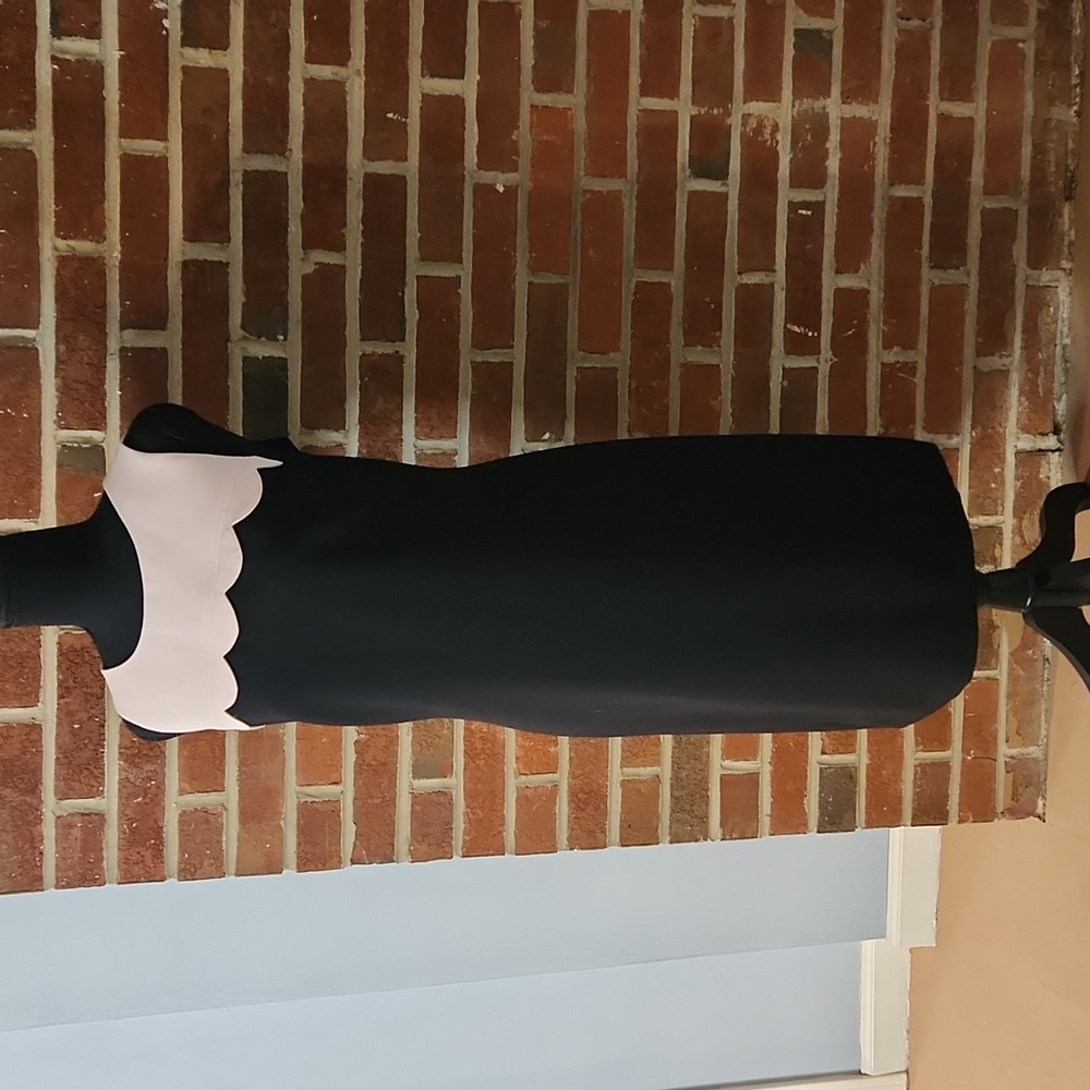 Nine West LBD with pink scallop collar, size 10
